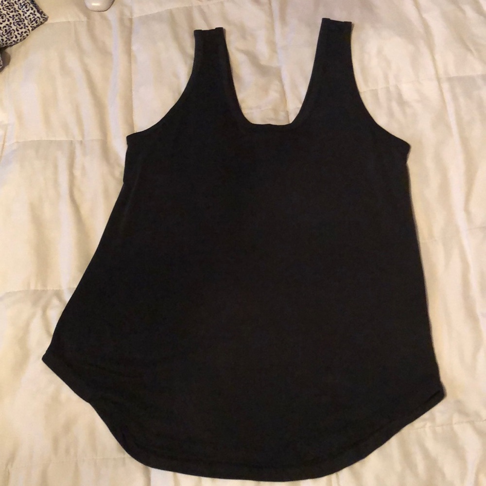 Perfect black top
